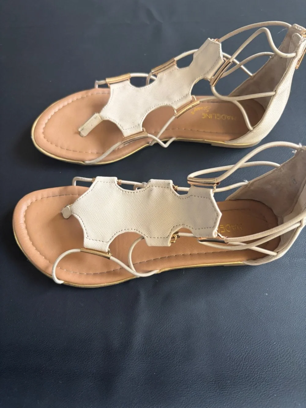 Madeline Stuart Beige Lace-Up Gladiator Sandals 5.5 Boho T-Strap Back Zip